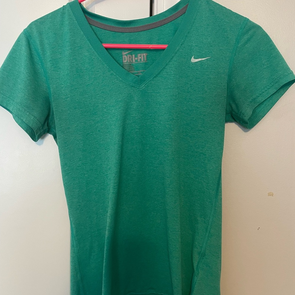Womens Nike dry fit top